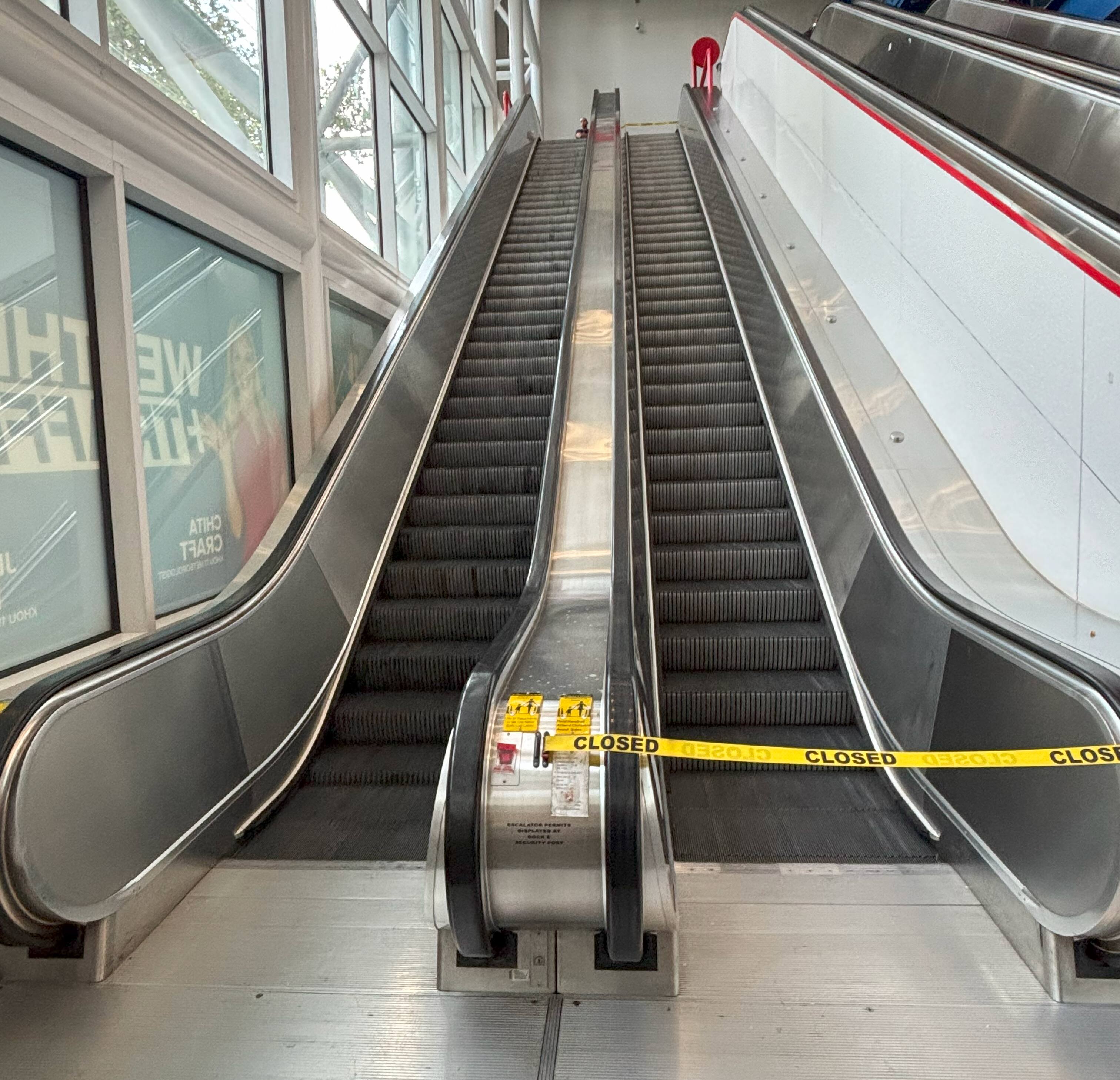 img-shared-escalator-deck